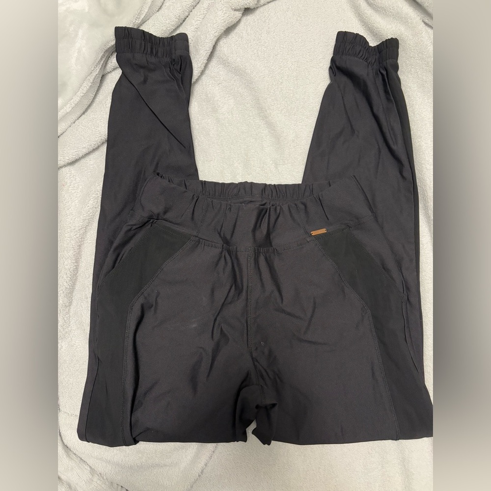Cherokee scrub joggers